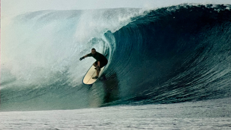 Jim Mohr surfing 22